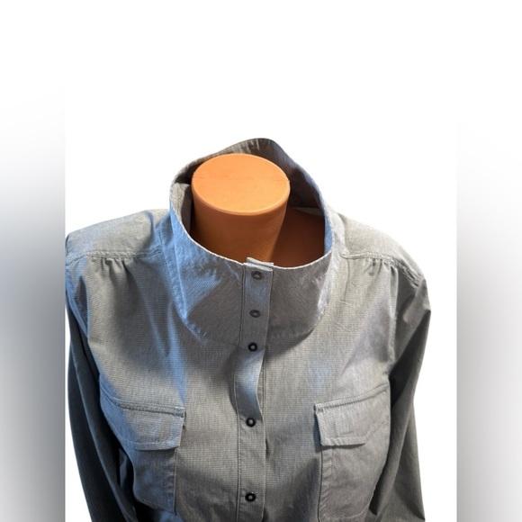 DULUTH TRADING Women's Jacket Lightweight Gray Size Large Zip Pockets Minimalist - Picture 3 of 9